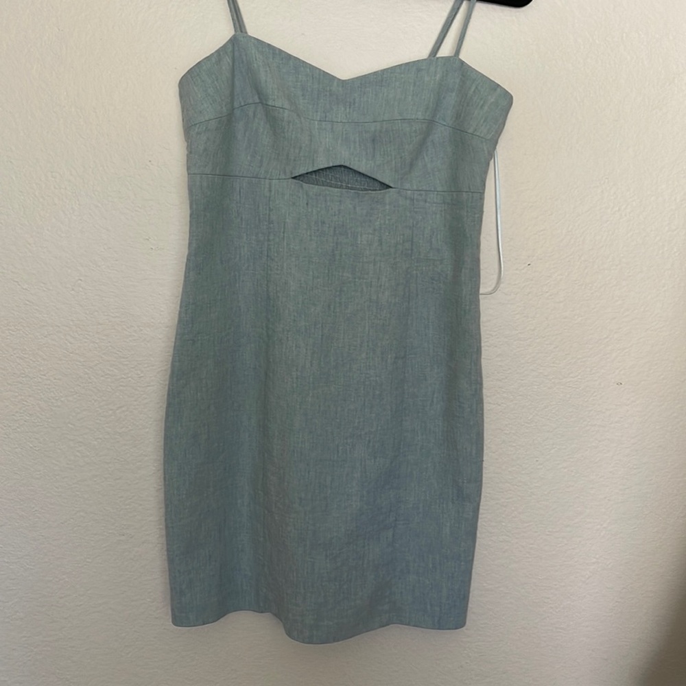 Mango . Size S. Color light green.new